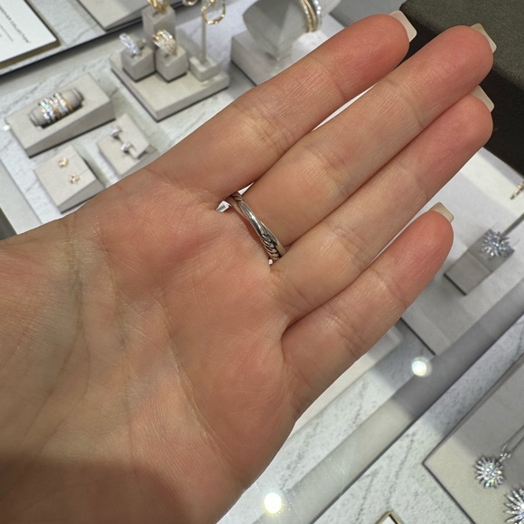 David yurman crossover ring Elegant Silver and Gold Women's Ring - Picture 7 of 7